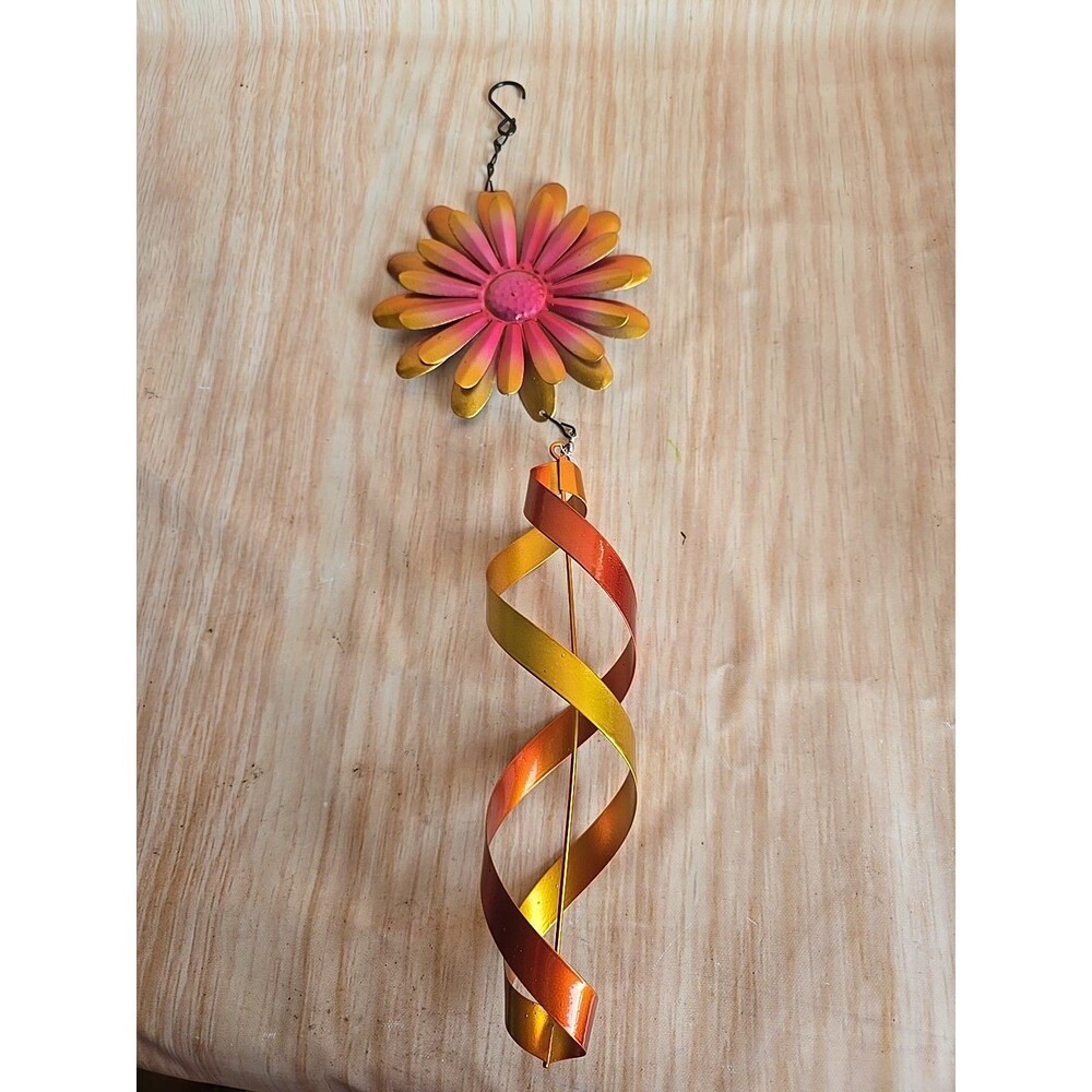 12" Metal Flower Wall Decor SWIRL, Metal Daisy Indoor/Outdoor PINK & GOLD